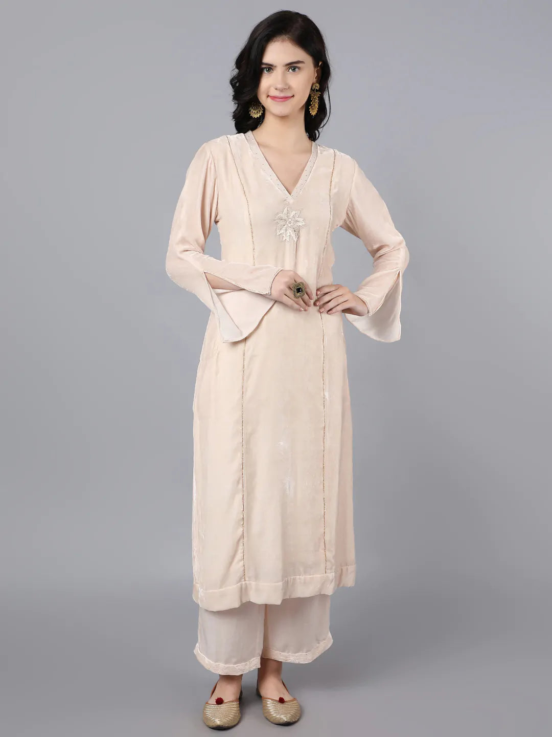 Viscose velvet kurta with gota work and machine embroidery