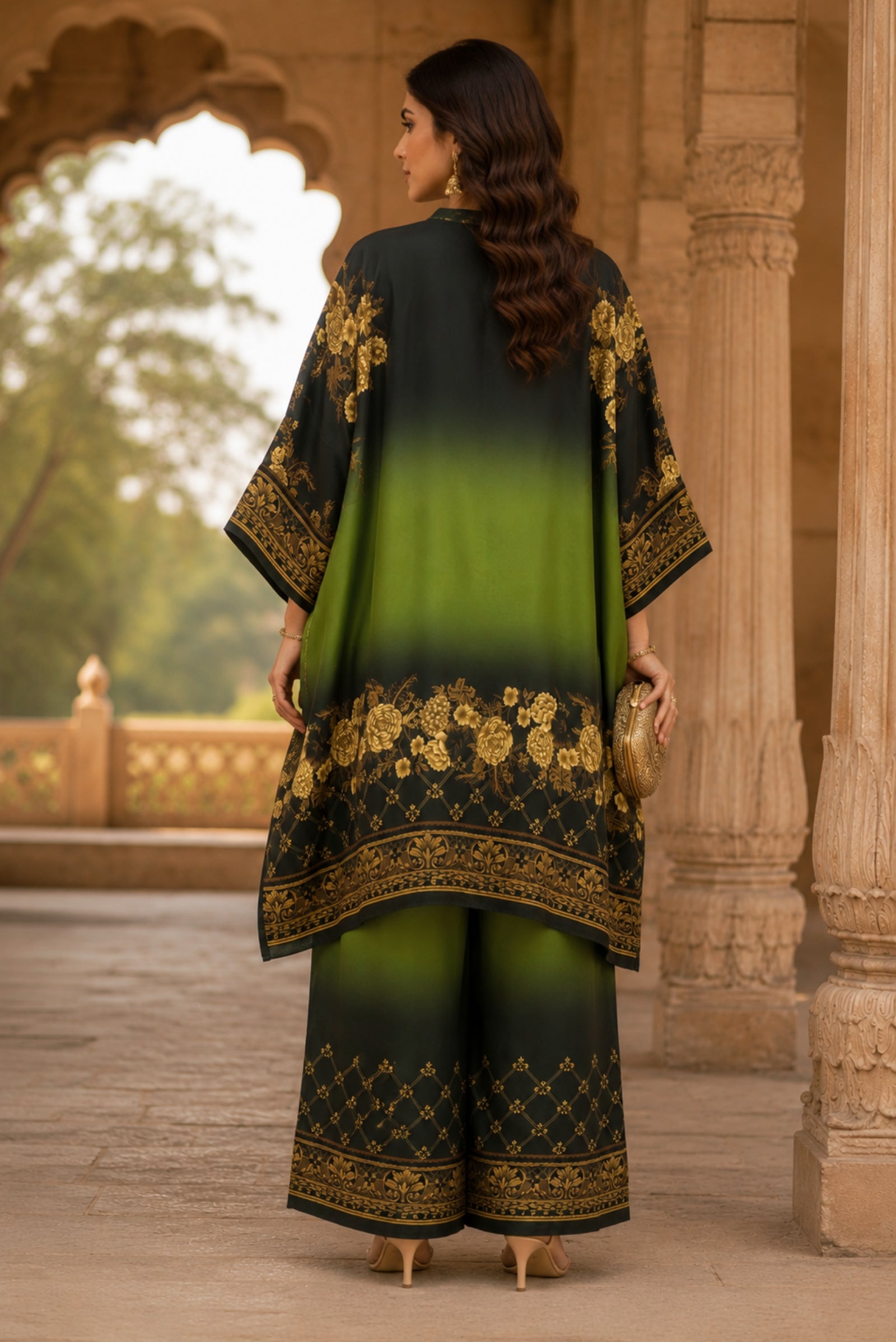 Jisna Crepe Ornate gold-toned flora Kaftan Set