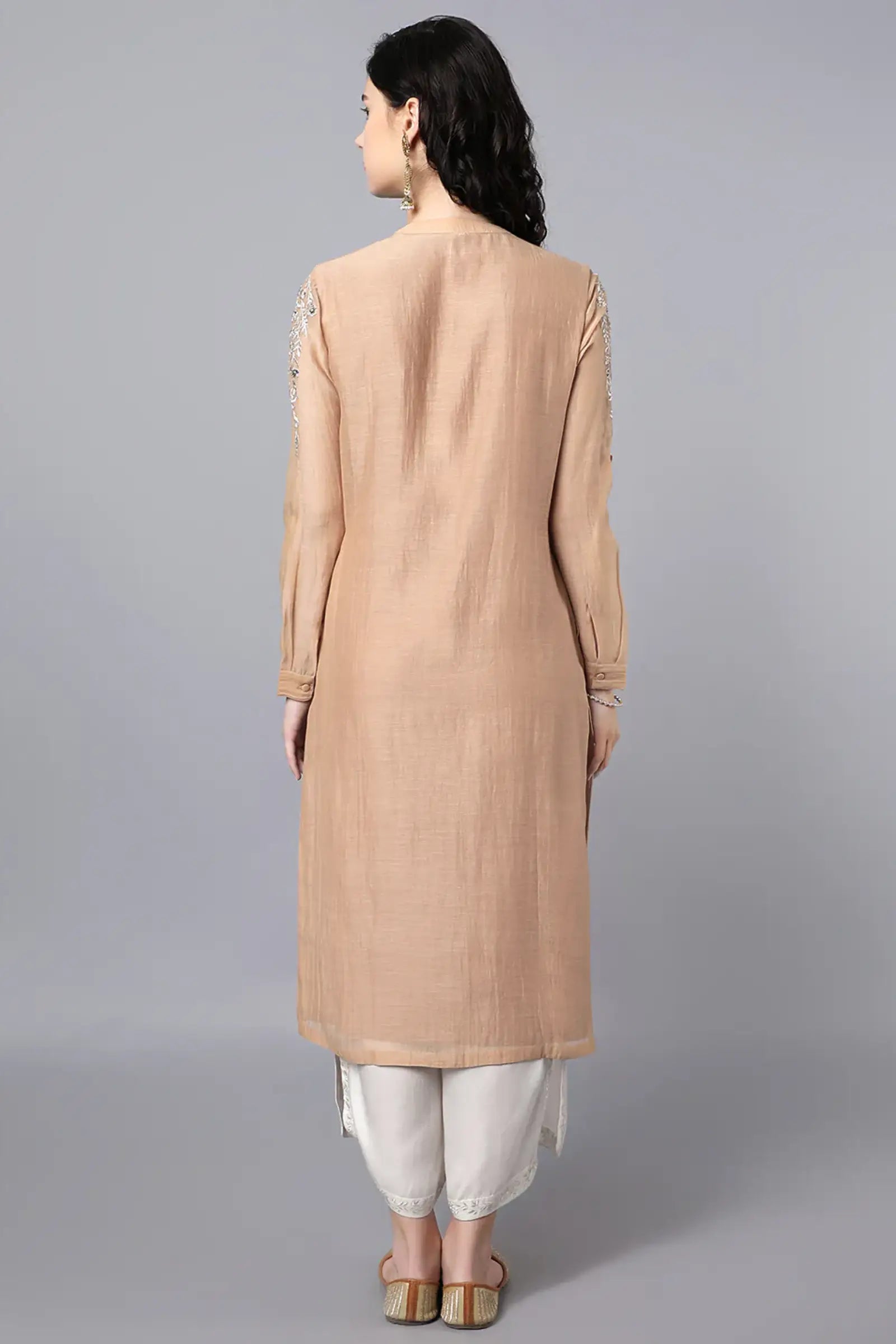 Chanderi kurta with resham and badla embroidery