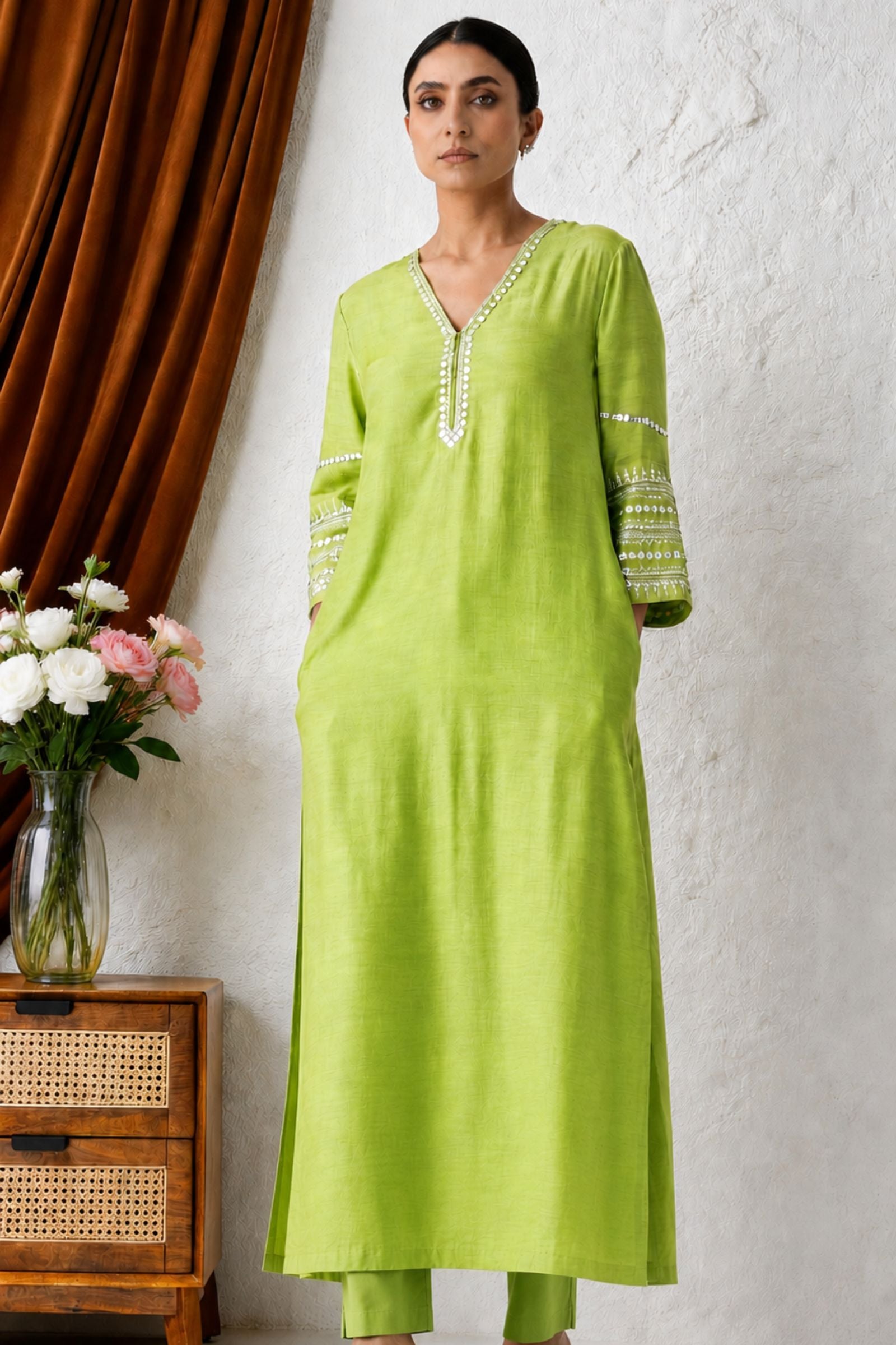 Zyra Kurta Set
