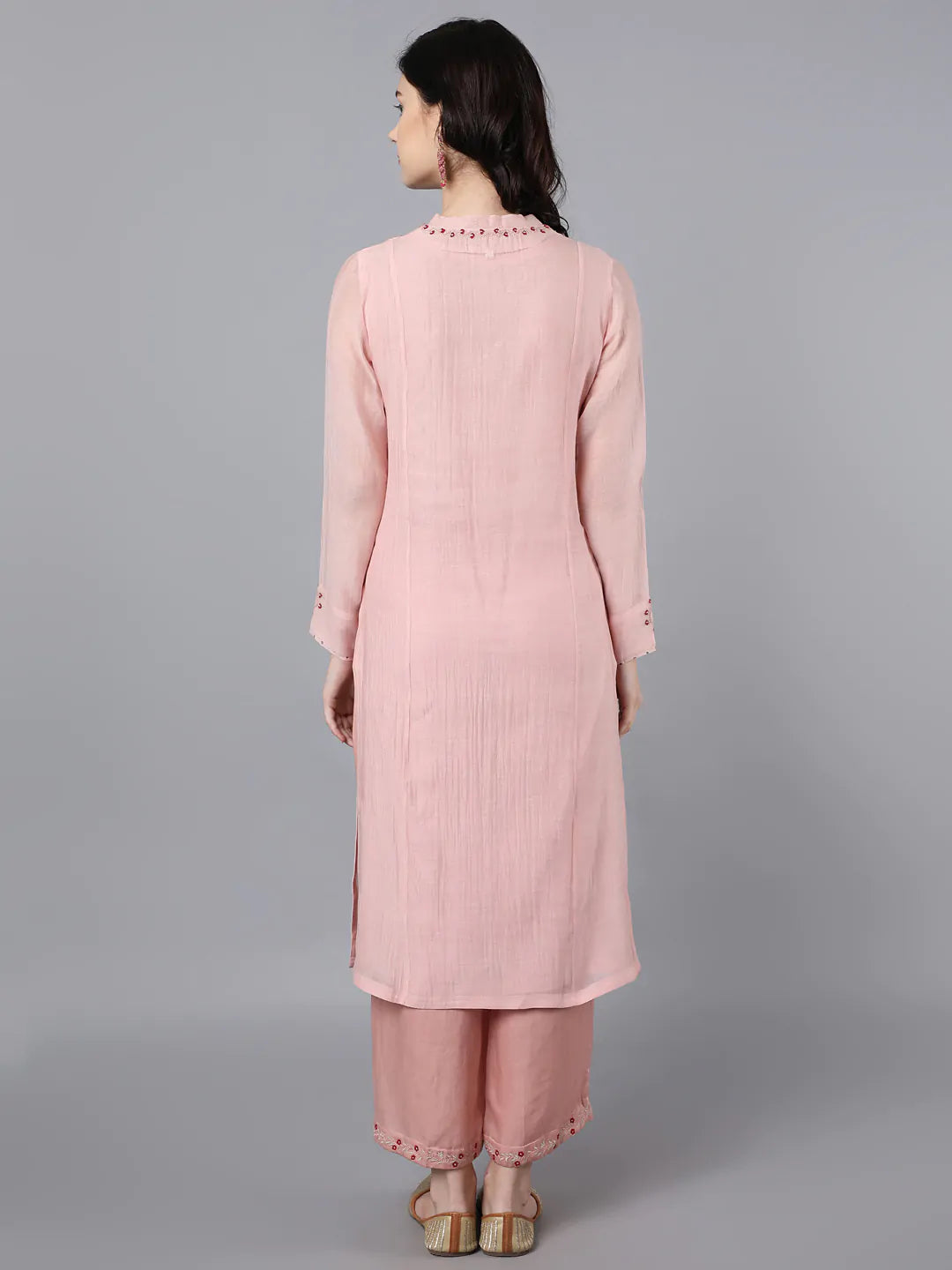 chanderi kurta with necklace type embroidery paired with matching farshi