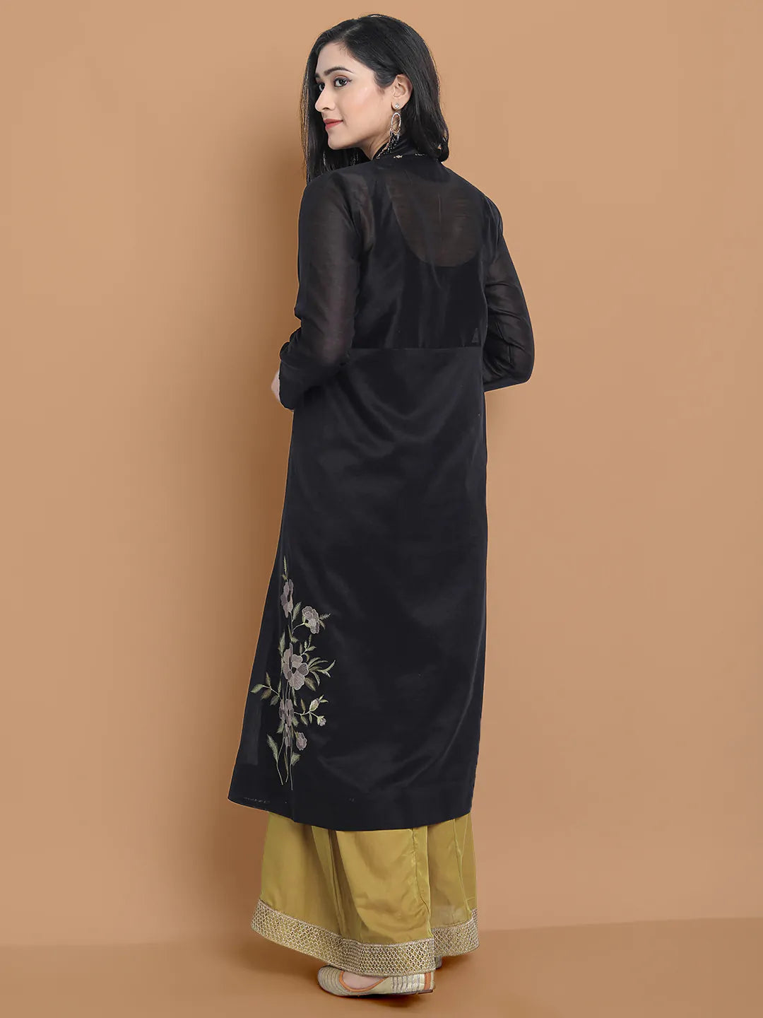 Hand and Machine embroidered front open kurta made on silk chanderi , paired with inner kurta and wide farshi in modal satin