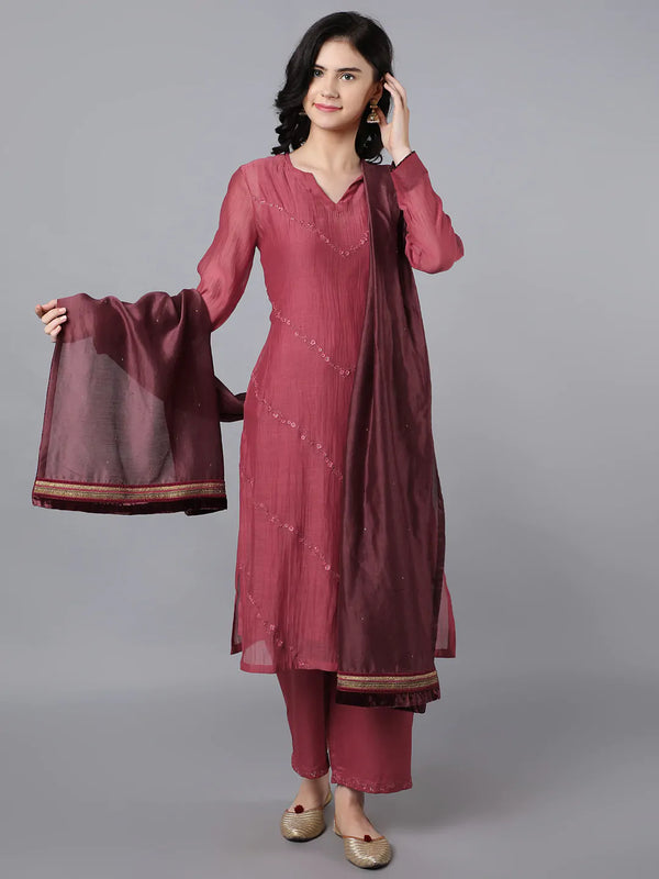 V neck chanderi kurta paired with farshi pant