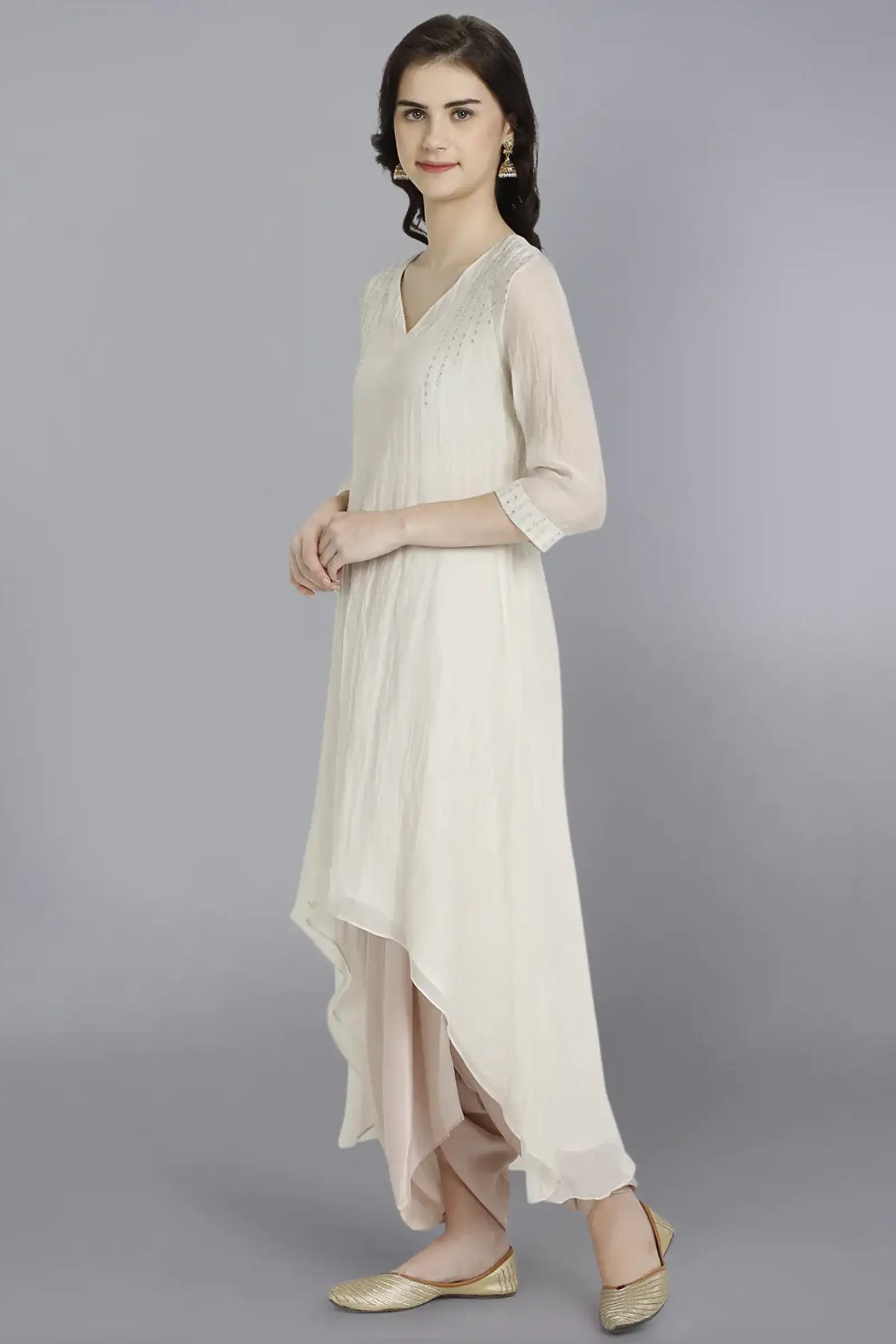 Mukesh Embroidery Ivory Chanderi Kurta