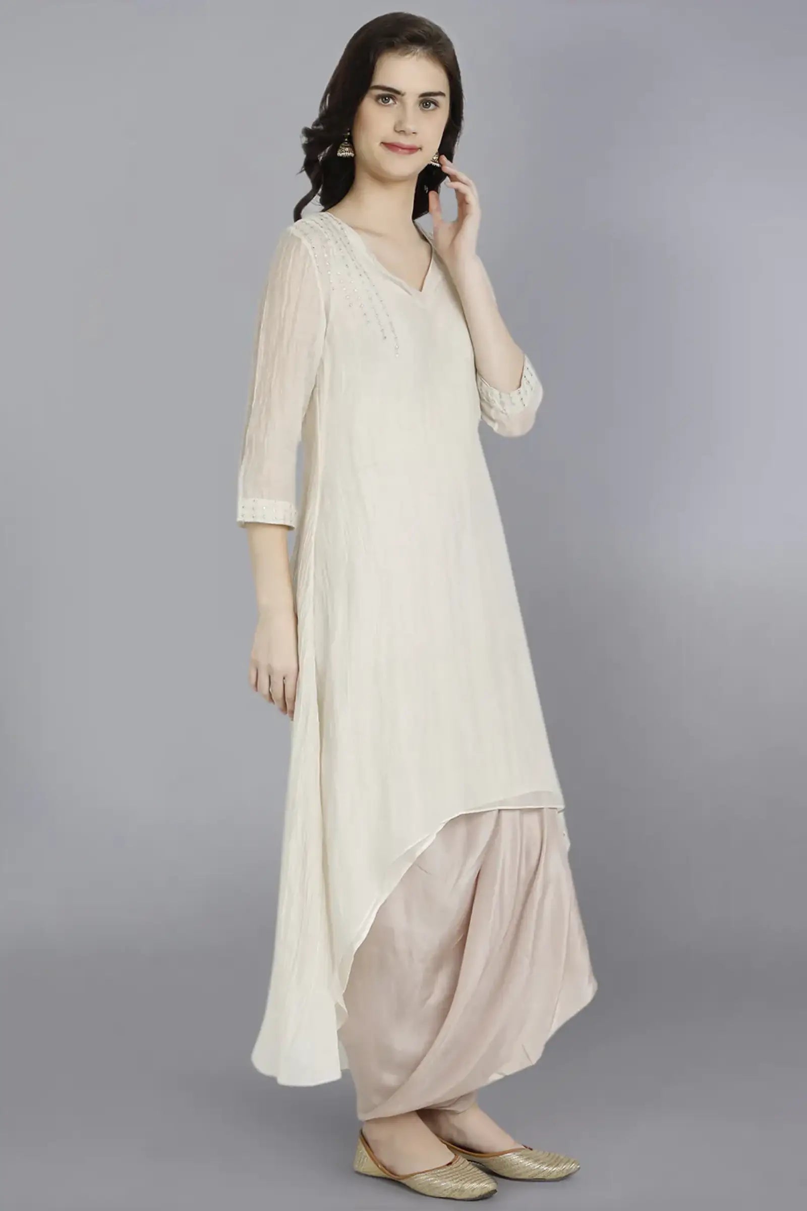 Mukesh Embroidery Ivory Chanderi Kurta