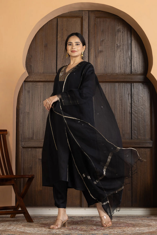 Kota Dupatta Black