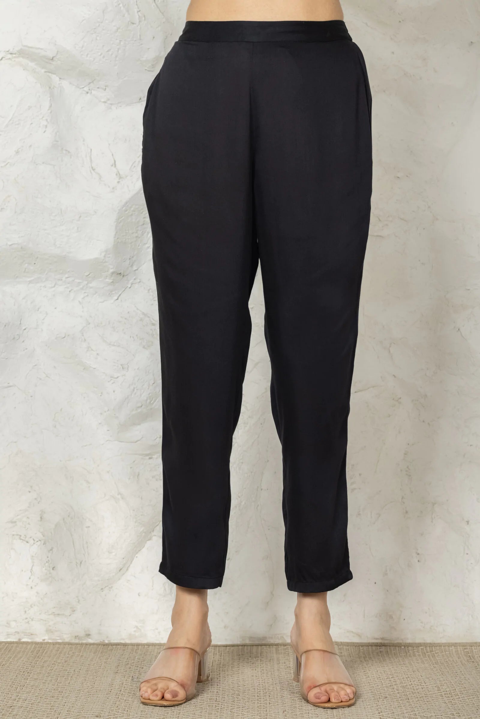 Aish Black Kurta Set