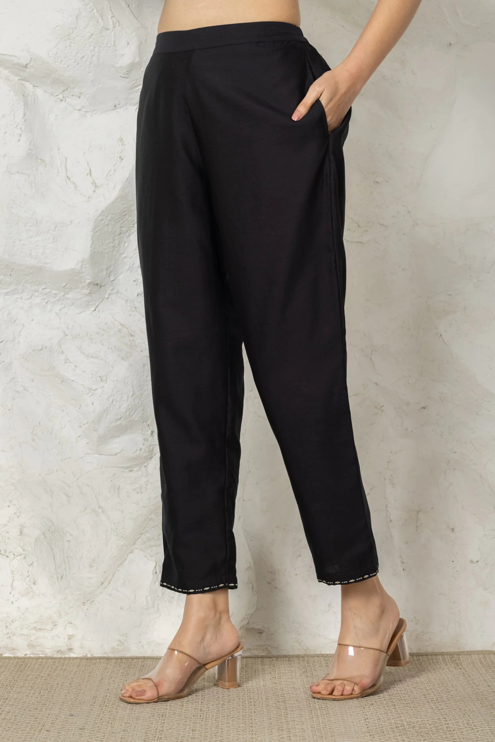 Asmira Pant