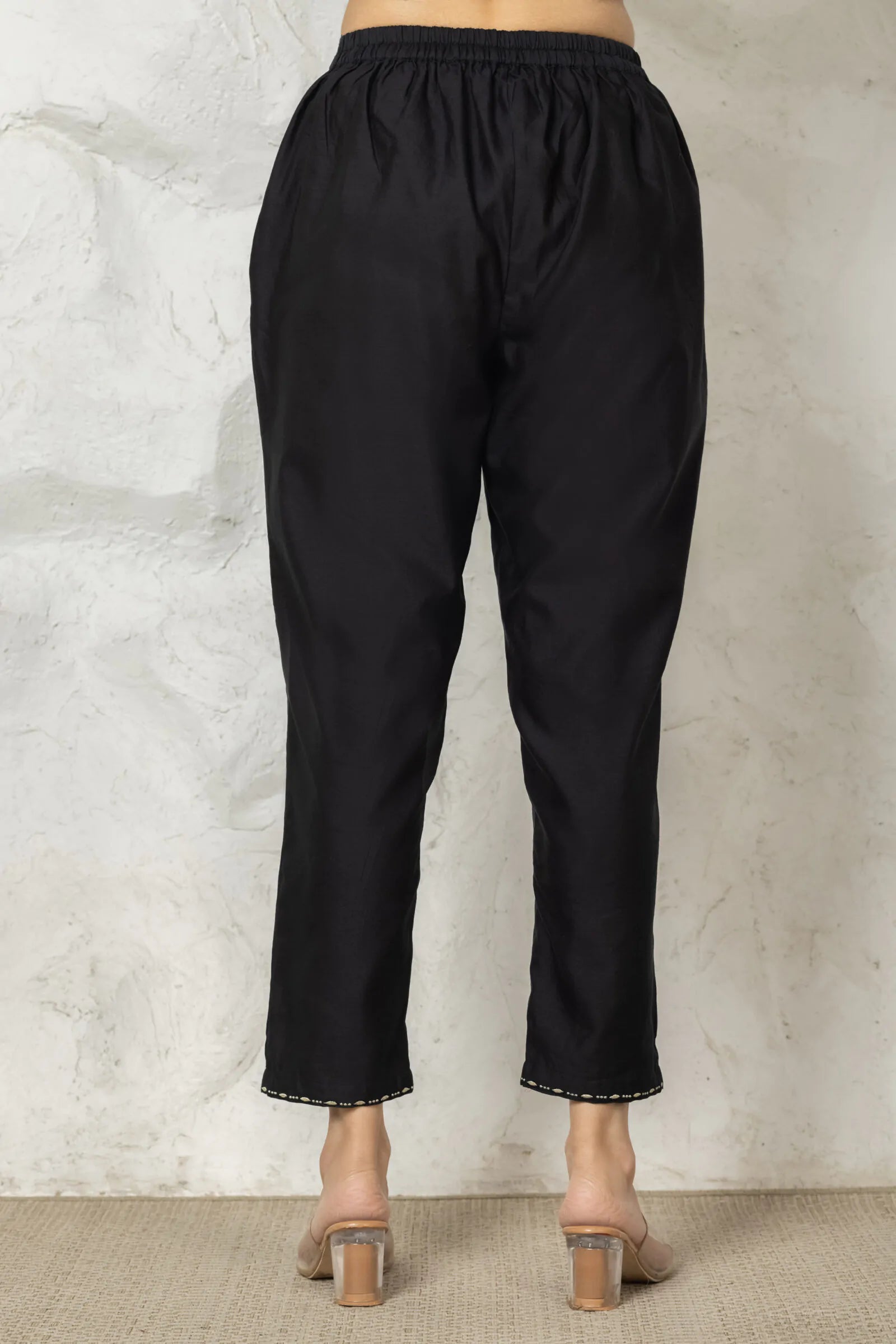 Asmira Pant