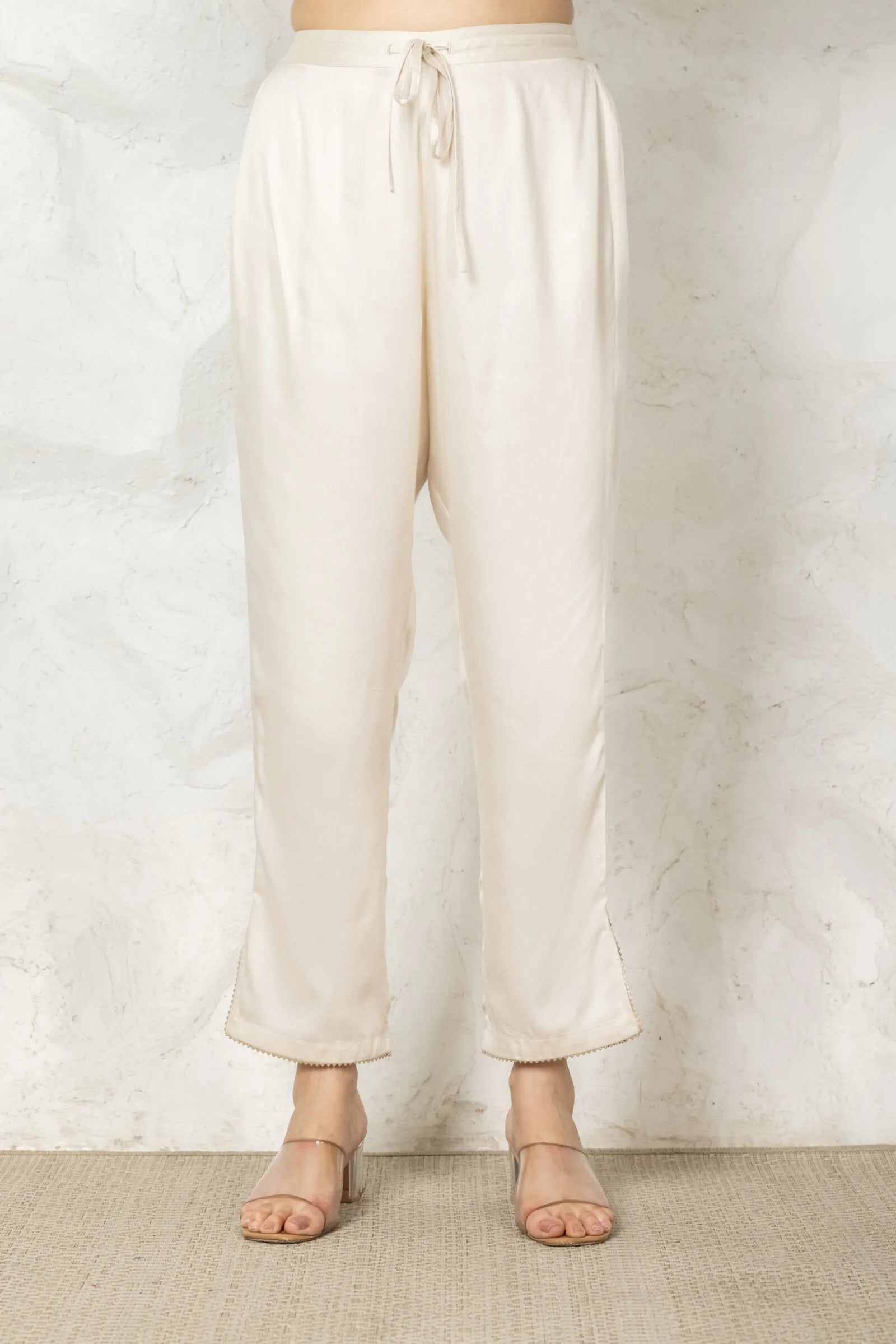 Aish Pant