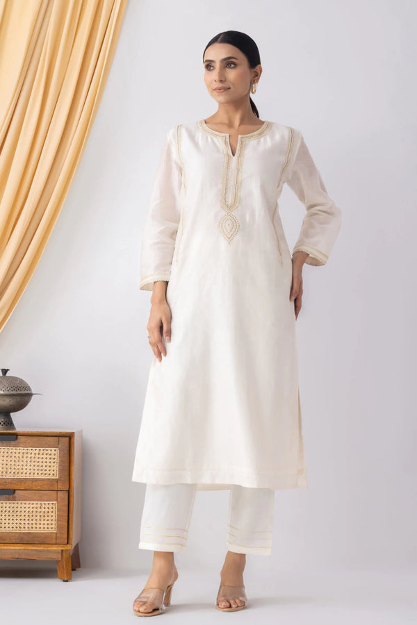 Aish Pendulum Kurta Set