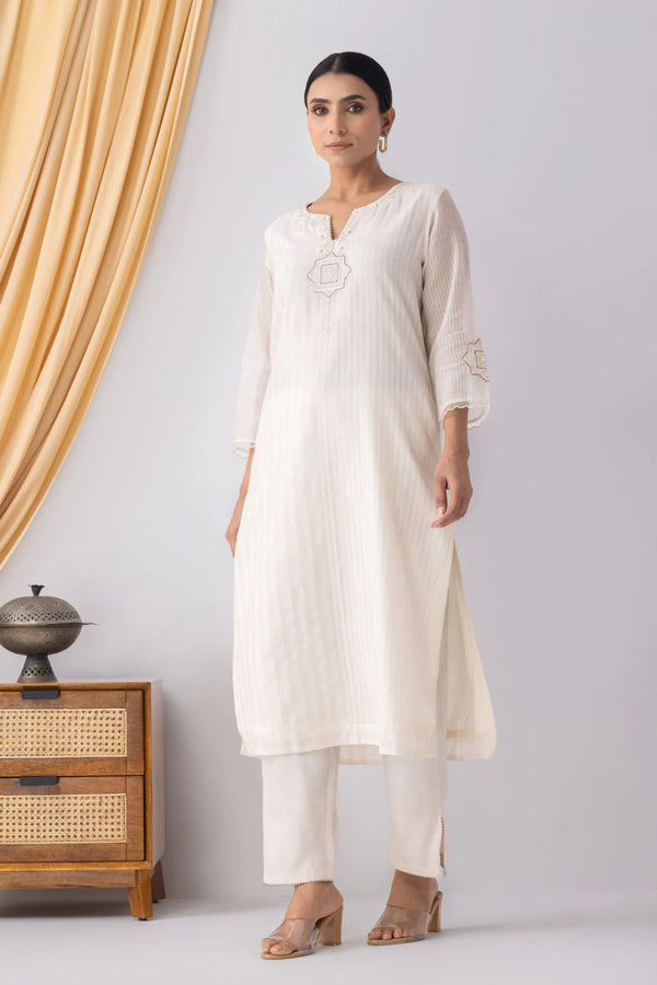 Aish Striped Chanderi Kurta