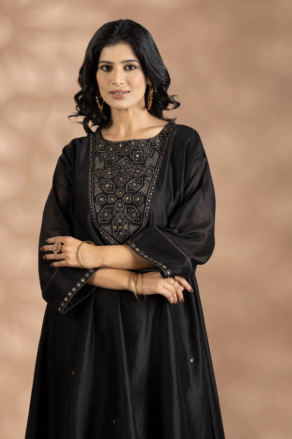 Geometric Emb Tunic  Set