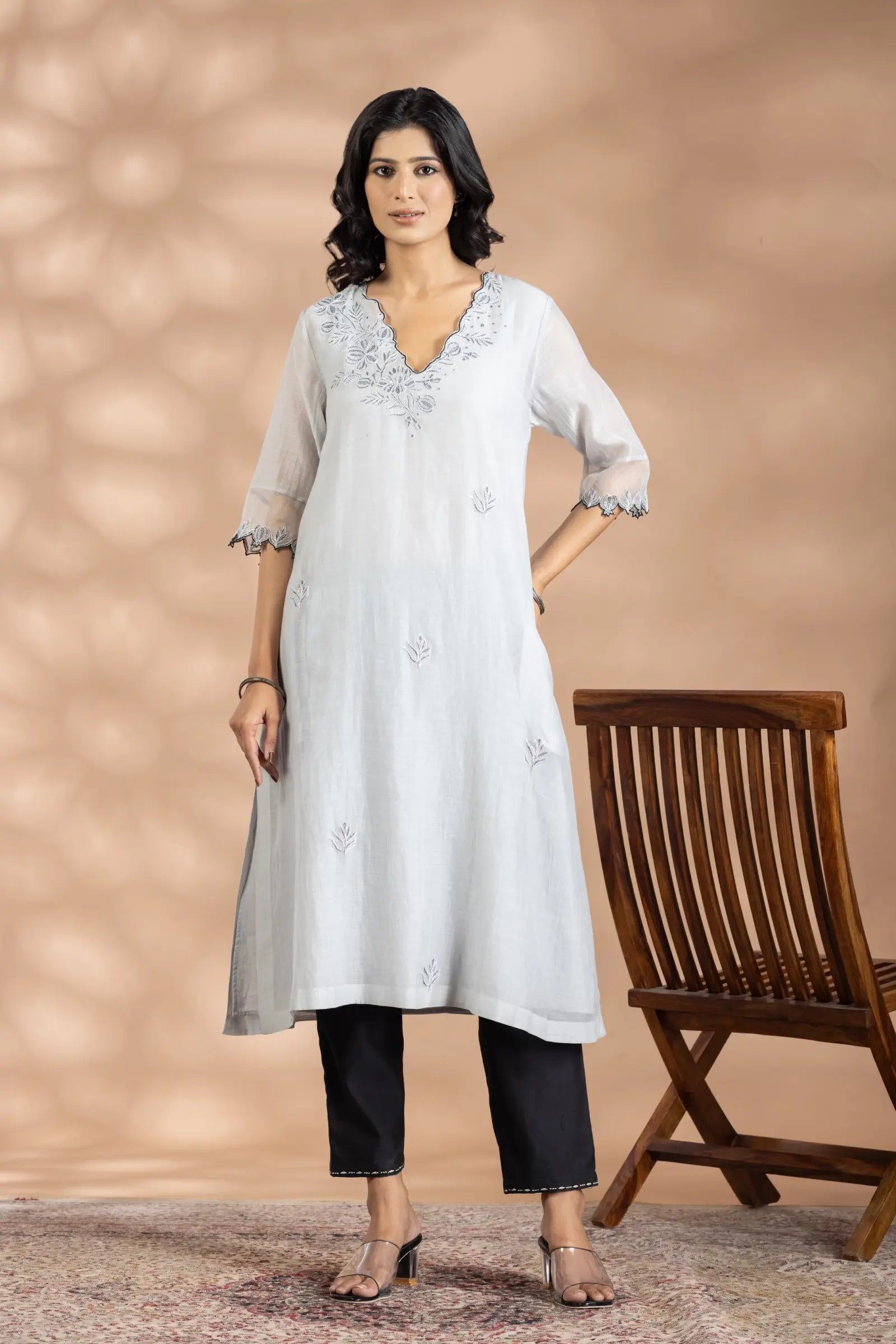 Floral Zari Emb Kurta