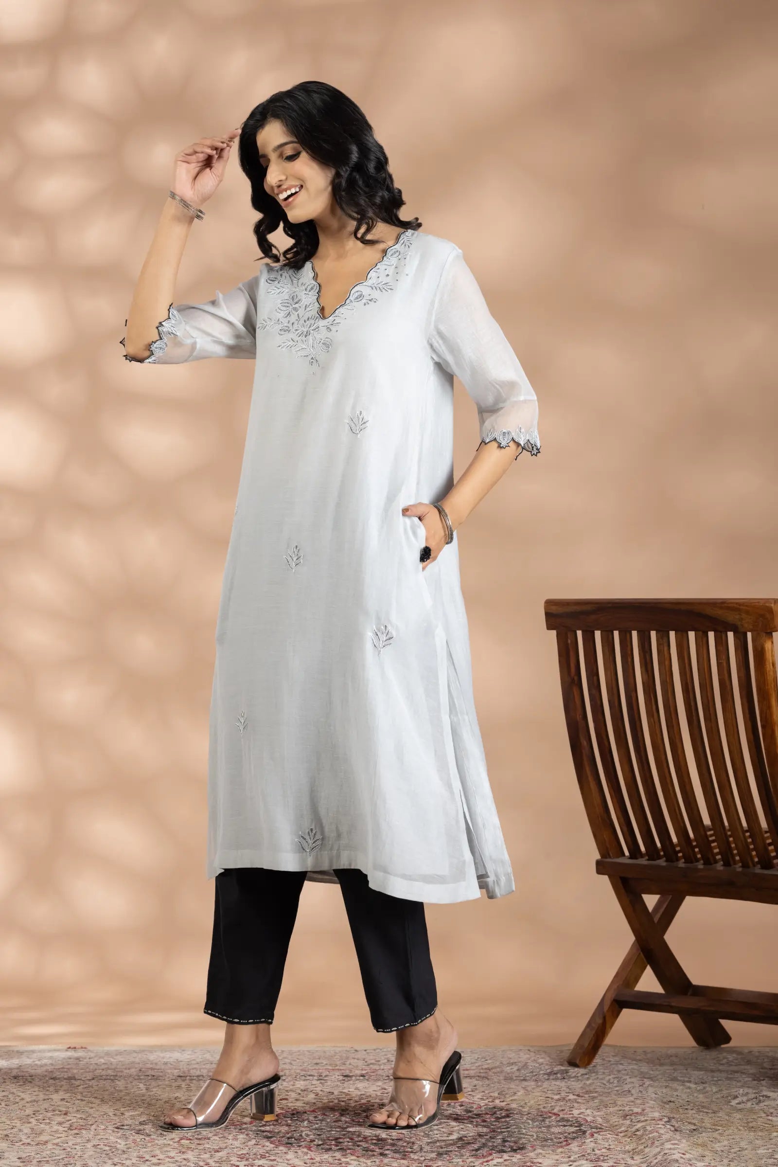 Floral Zari Emb Kurta