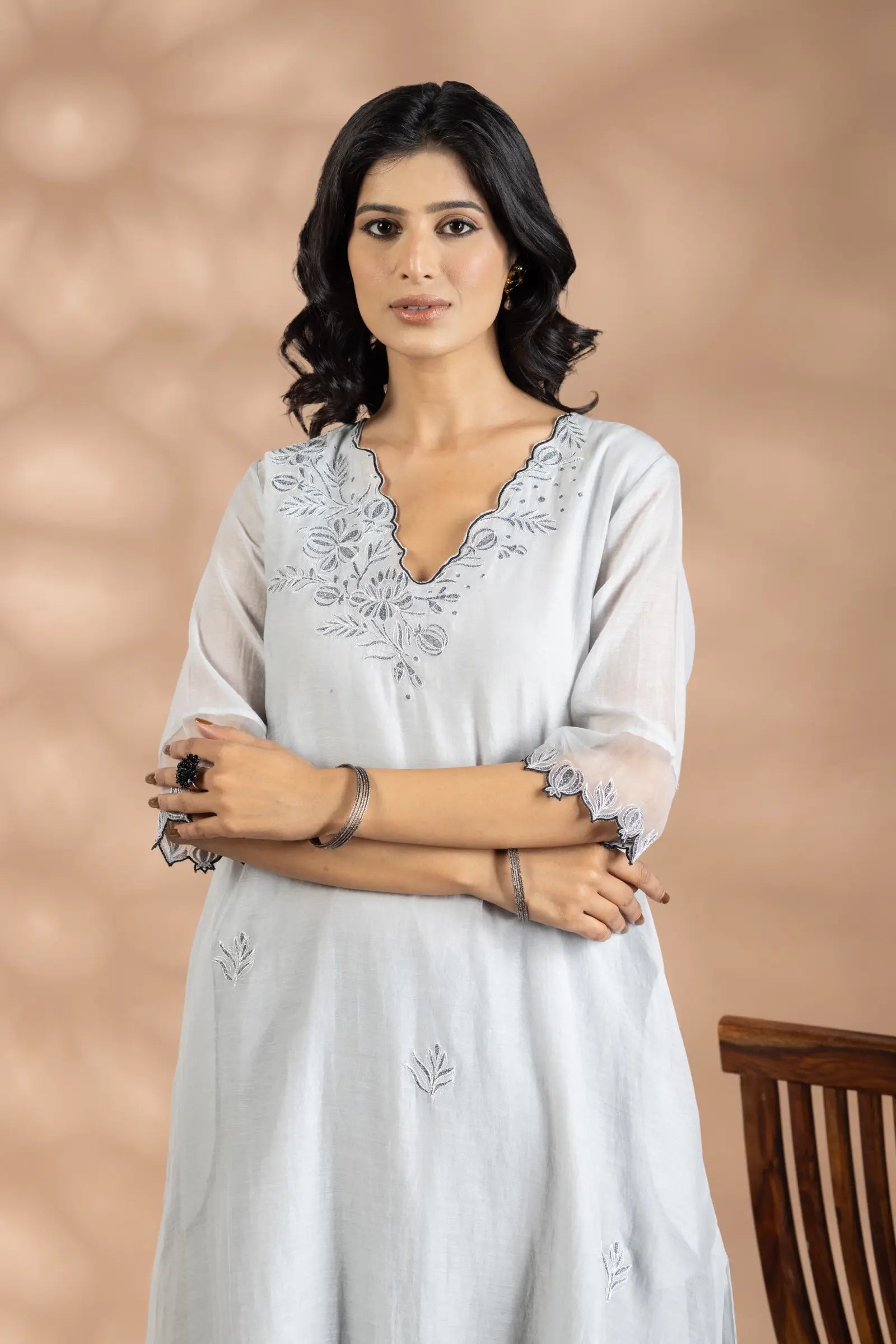 Floral Zari Emb Kurta