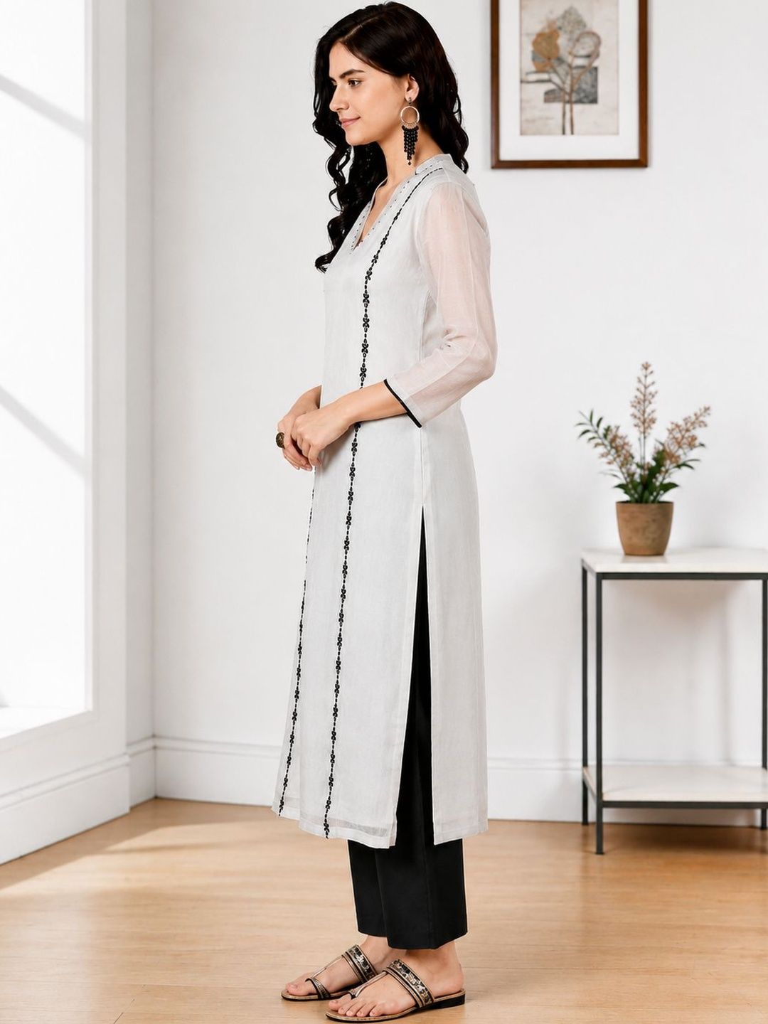 Chanderi kurta with resham and badla embroidery